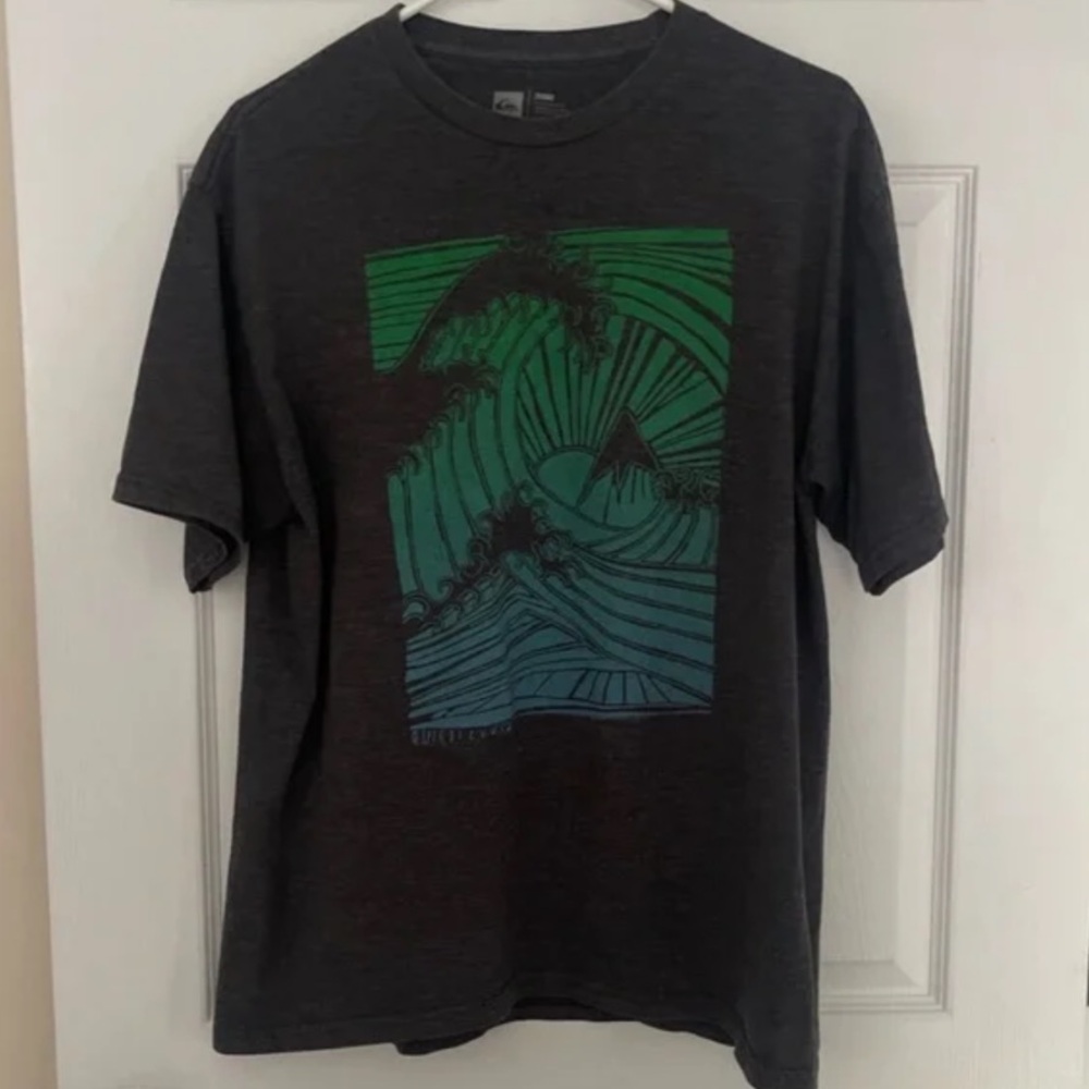 Quicksilver shirt